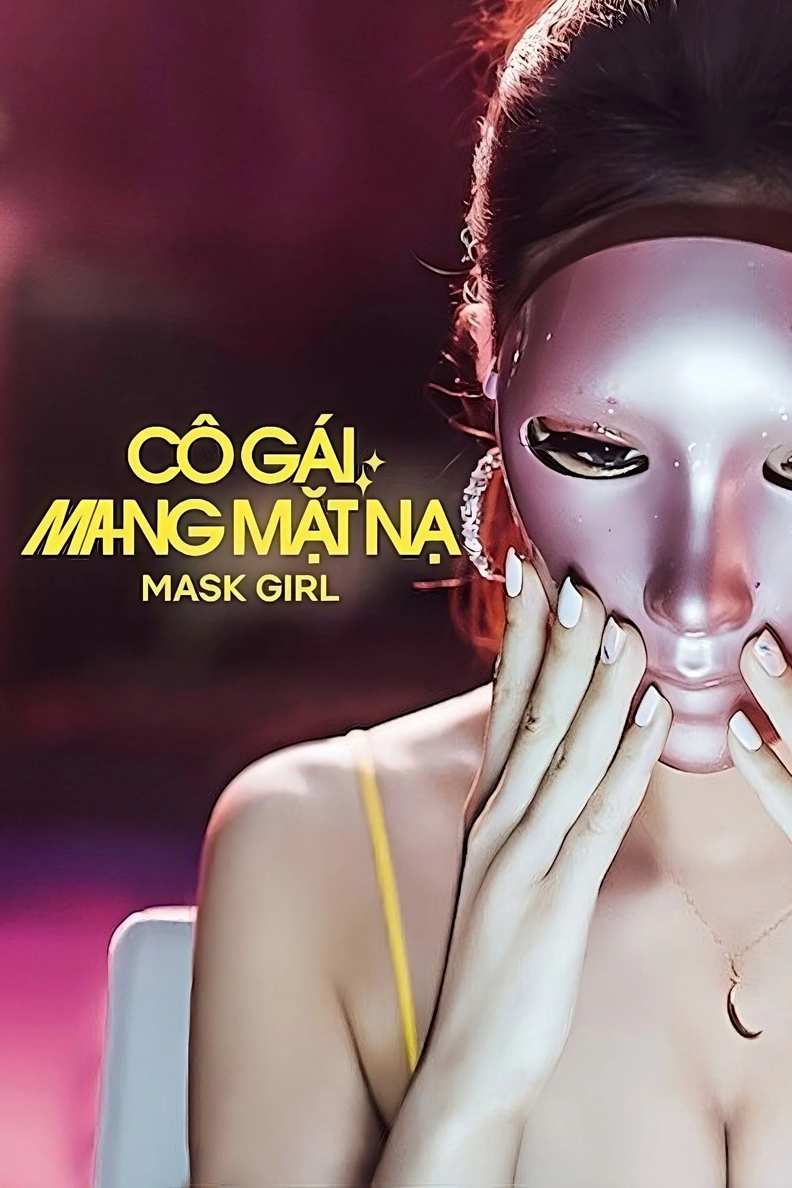Cô Gái Mang Mặt Nạ
